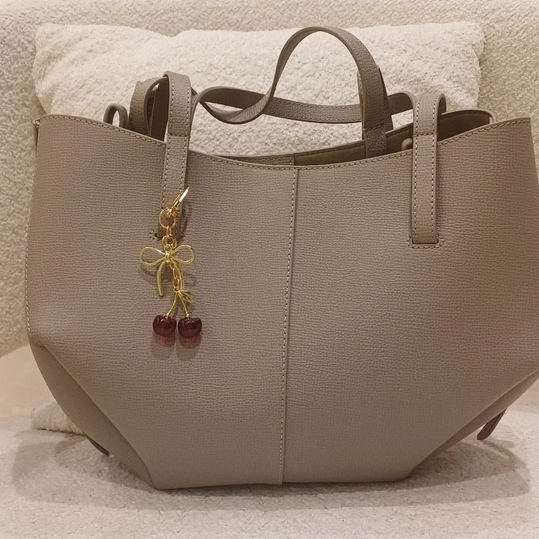 Přívěsek třešnička – Červená/Zlatá