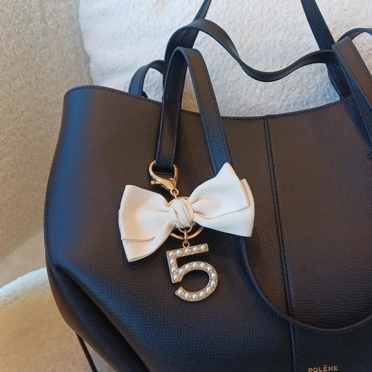 Papion Charm – Bílý