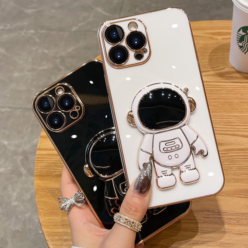 Pouzdro na iPhone 3D astronaut ve vesmíru (iPhone 13/12 Mini, 7/8 Plus, 7/8/SE)