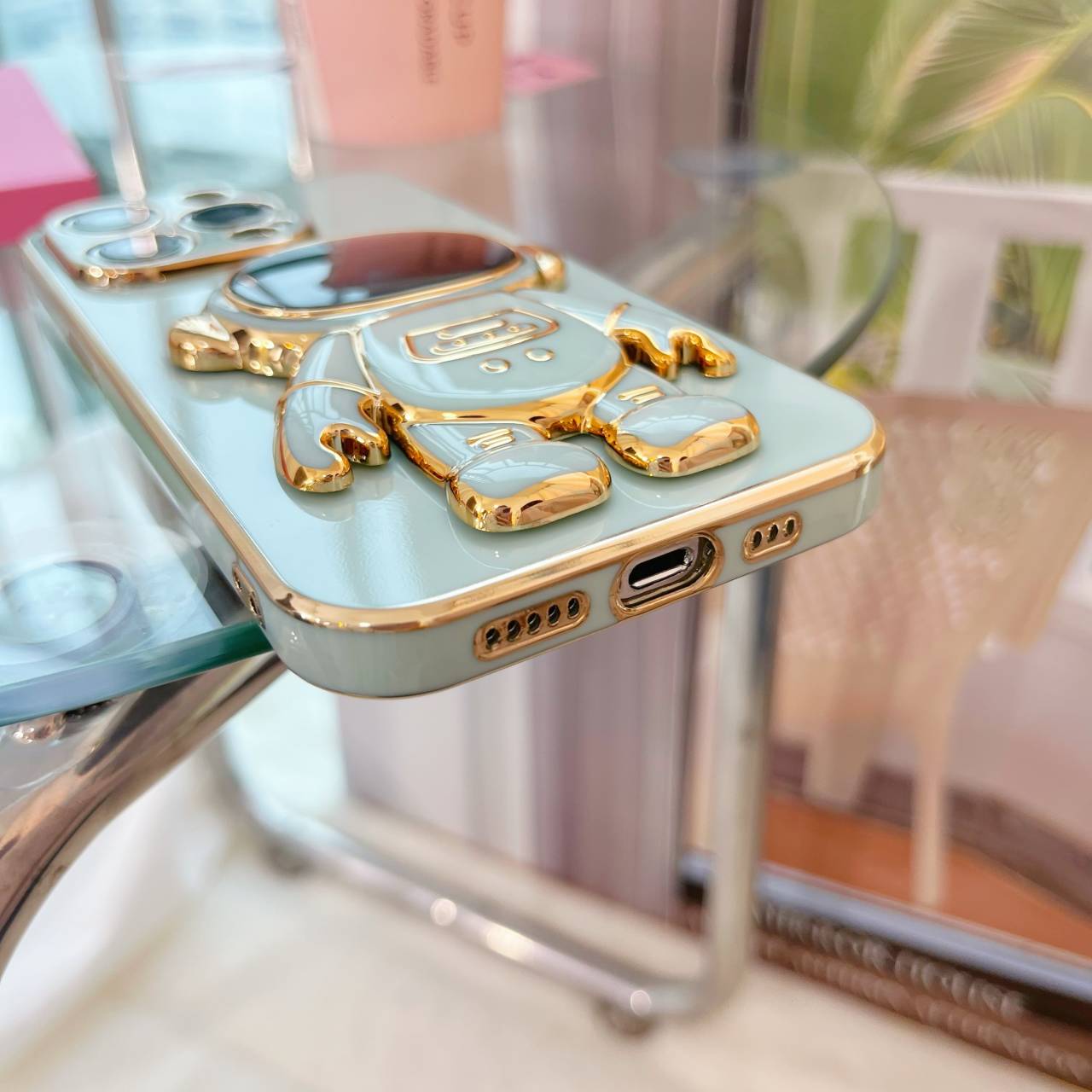 Pouzdro na iPhone 3D astronaut ve vesmíru (iPhone 13/12 Mini, 7/8 Plus, 7/8/SE)