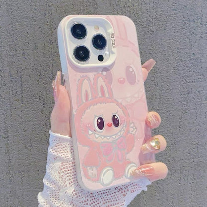 Roztomilý obal na iPhone s kartonovým Labubu