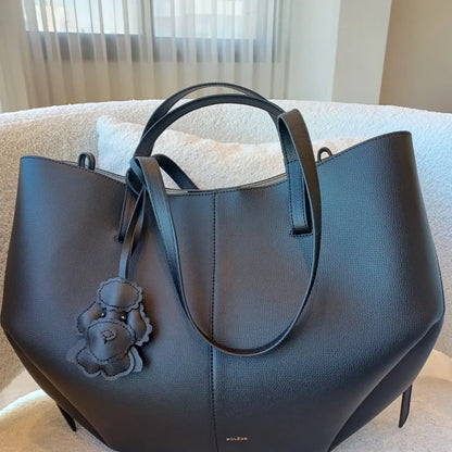 Černá přívěsek na psíka Pudel