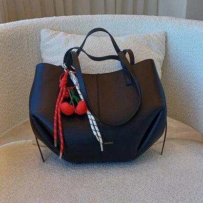 Jahodový přívěsek – červená/bílá