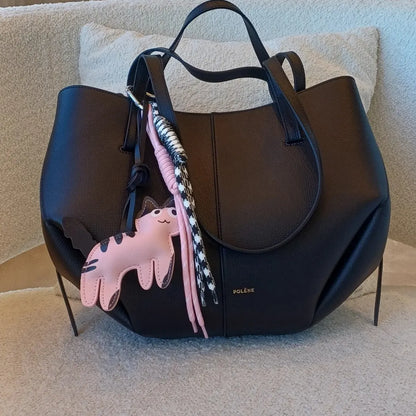 Růžový přívěsek kočka