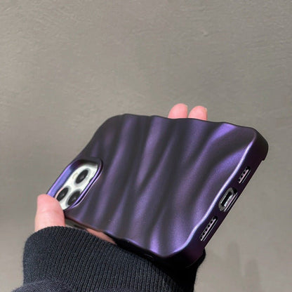 Fialová chromová ripplesí ochranný kryt na iPhone