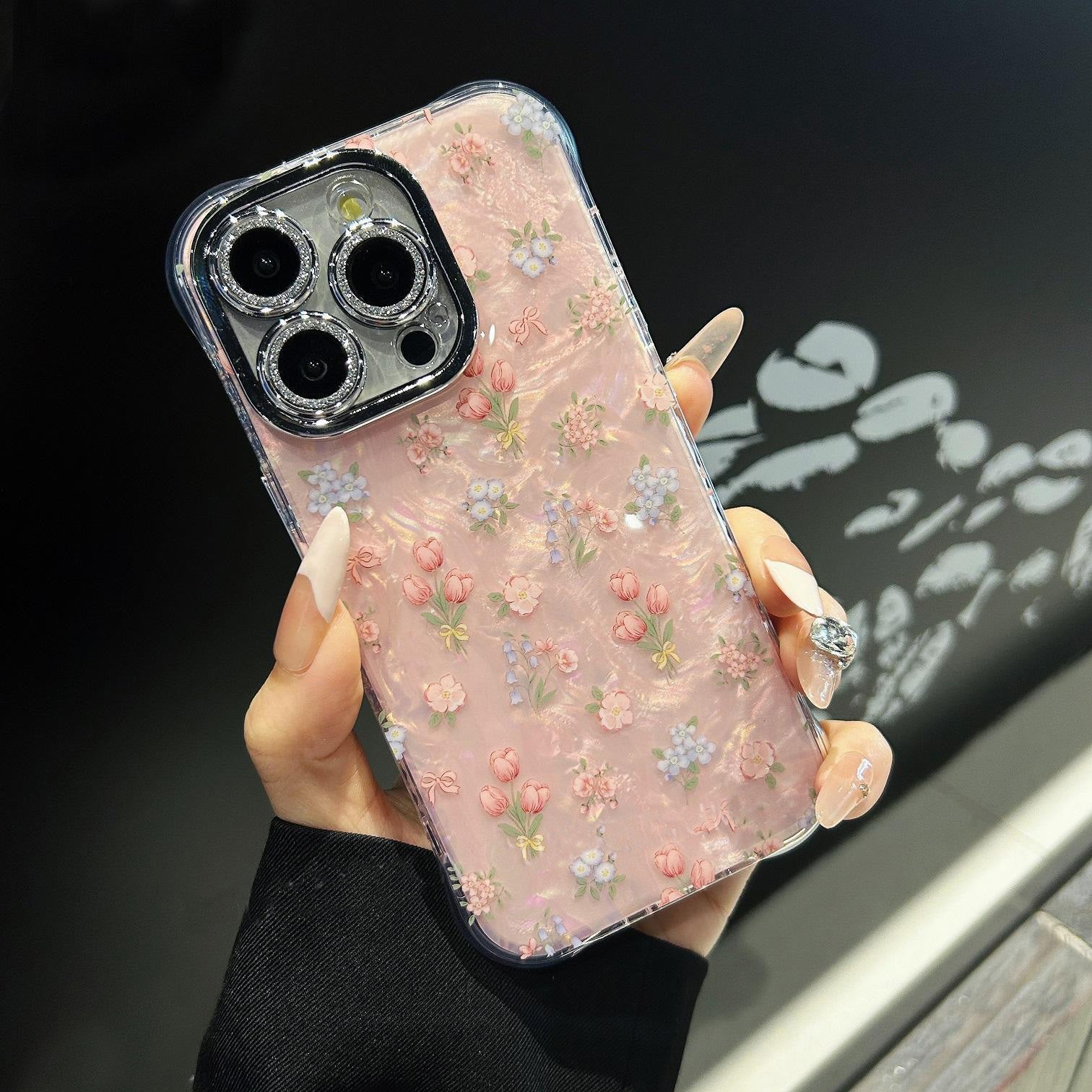 Letní tulipány Quartz pouzdro na iPhone s ochranným krytem čočky se zirkony