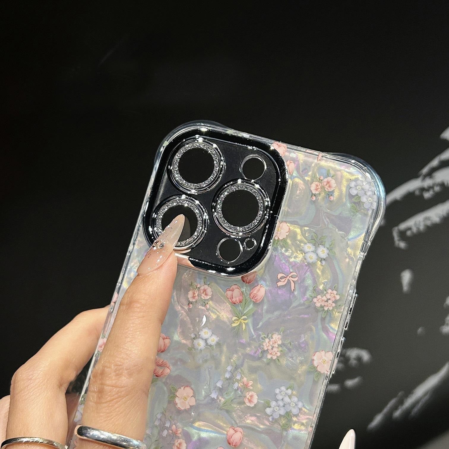 Letní tulipány Quartz pouzdro na iPhone s ochranným krytem čočky se zirkony